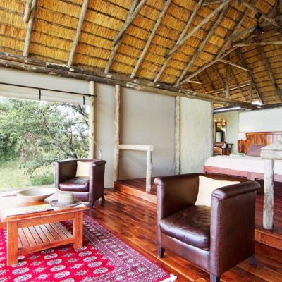 Kwando Lagoon bedroom and lounge